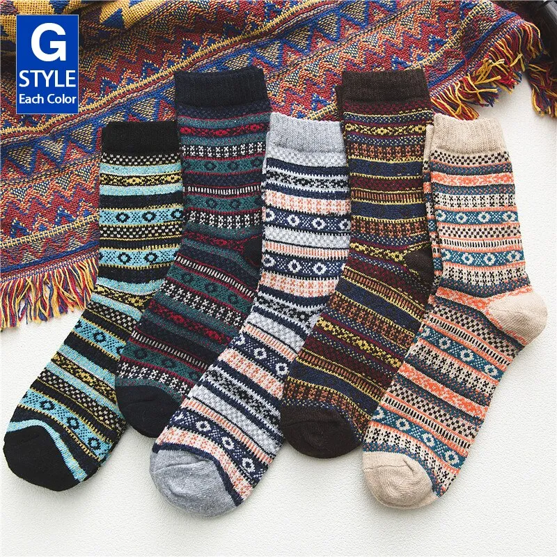 HSS Brand 5 Pairs Winter Men's Socks Thicken Sheep's Wool Socks Warm Men Retro Style Colorful Fashion Man Socks For Snow boots