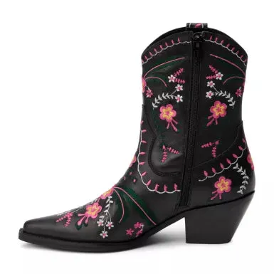 Matisse Amber Black Embroidered Boot