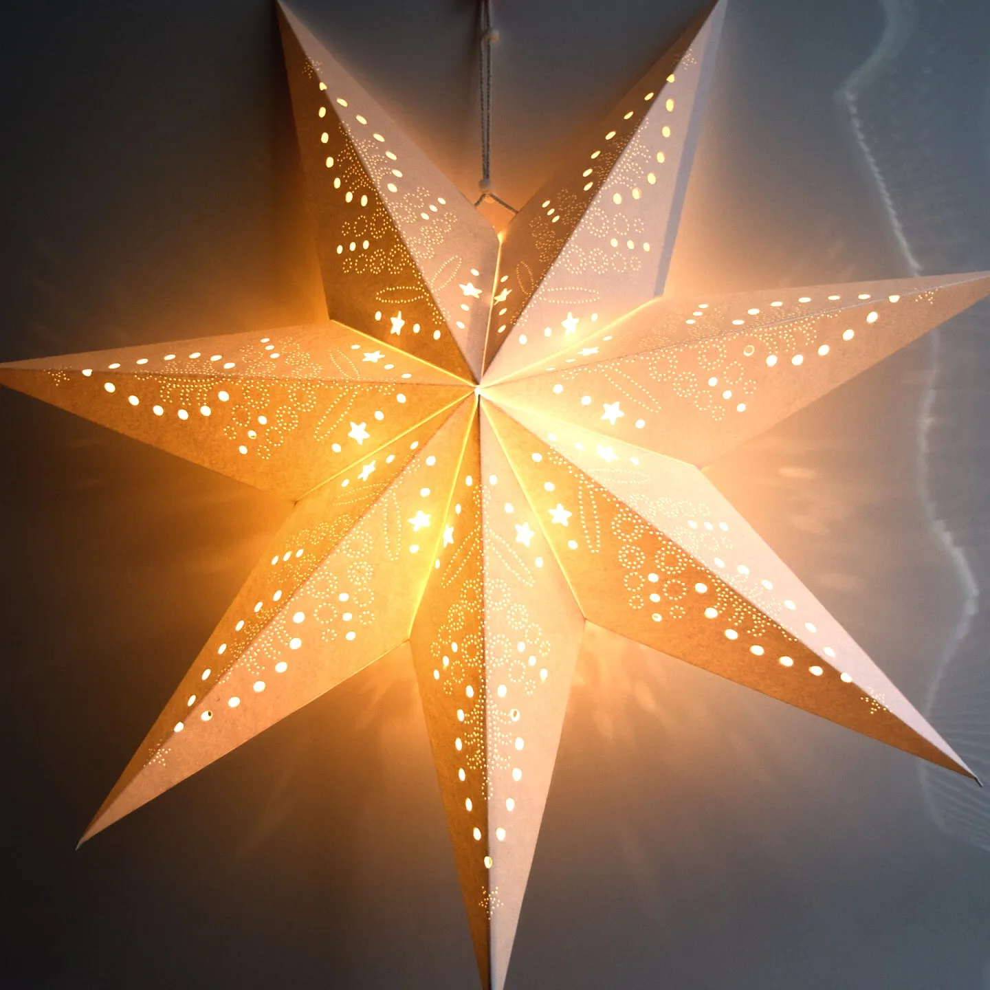 Paper Star Lantern Decoration (22 inch Frosted White 7-Point Glitter Star)