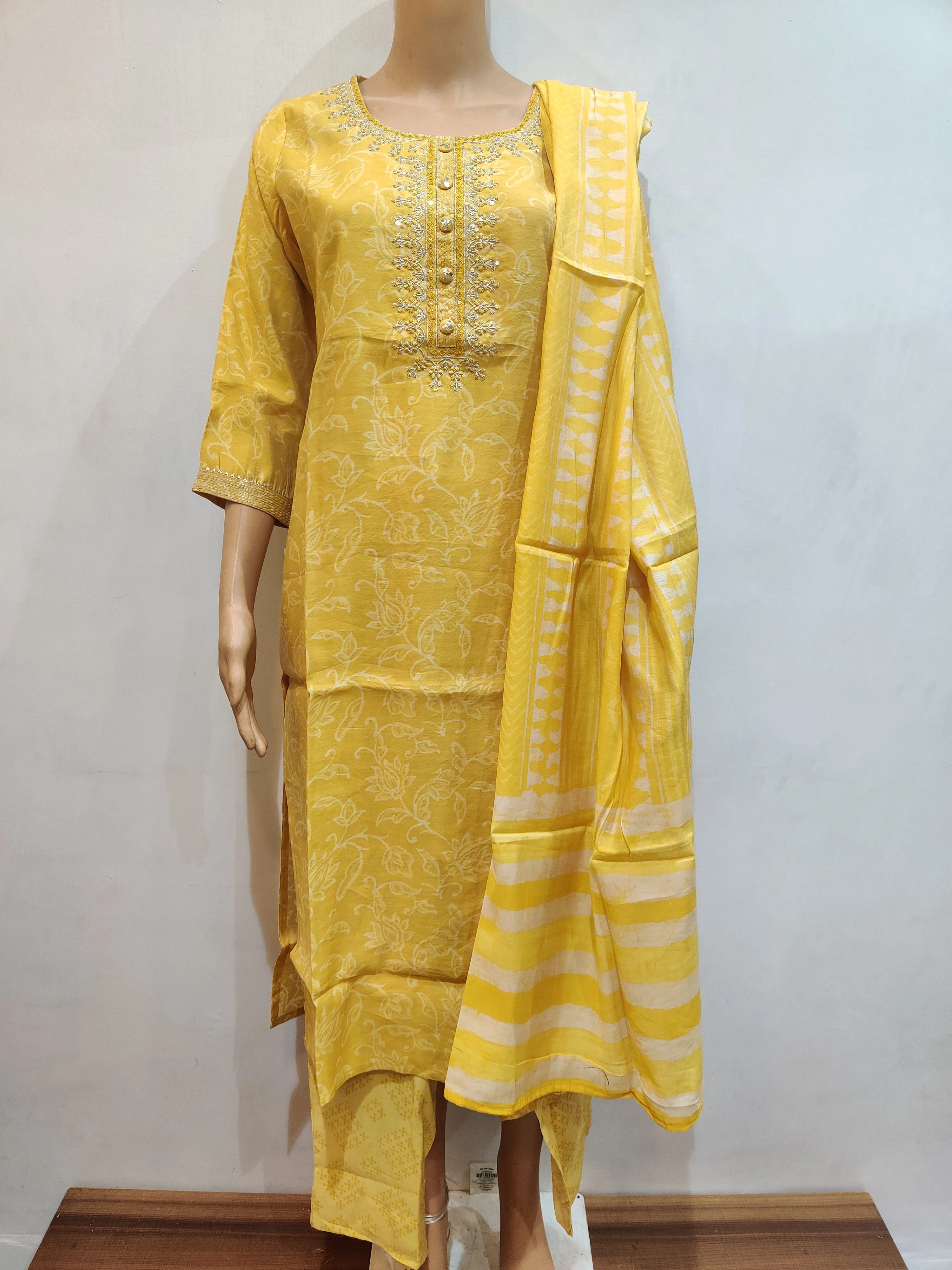 Rose of Sharon Kurta pant dupatta set