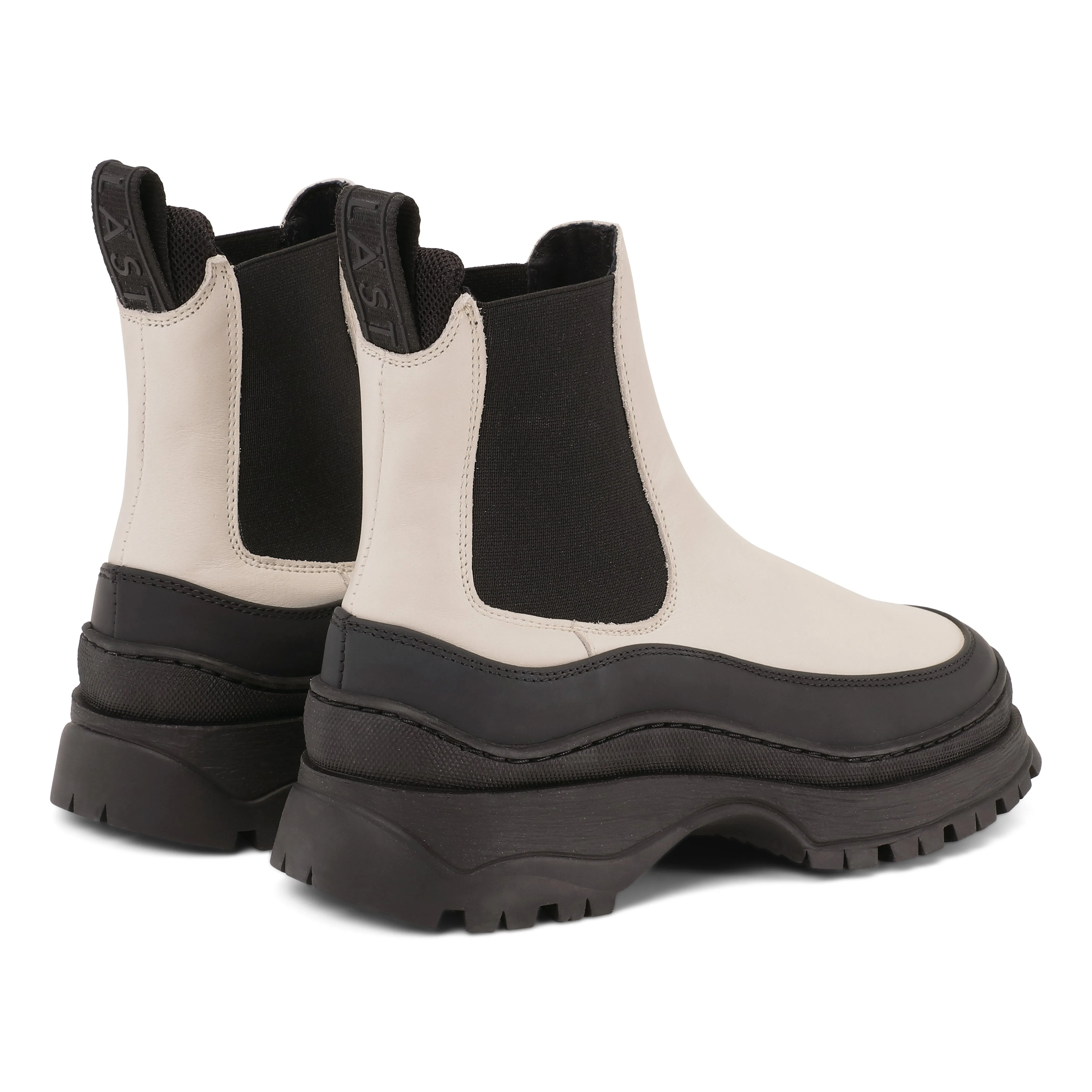 Trail Off White Chelsea Boots