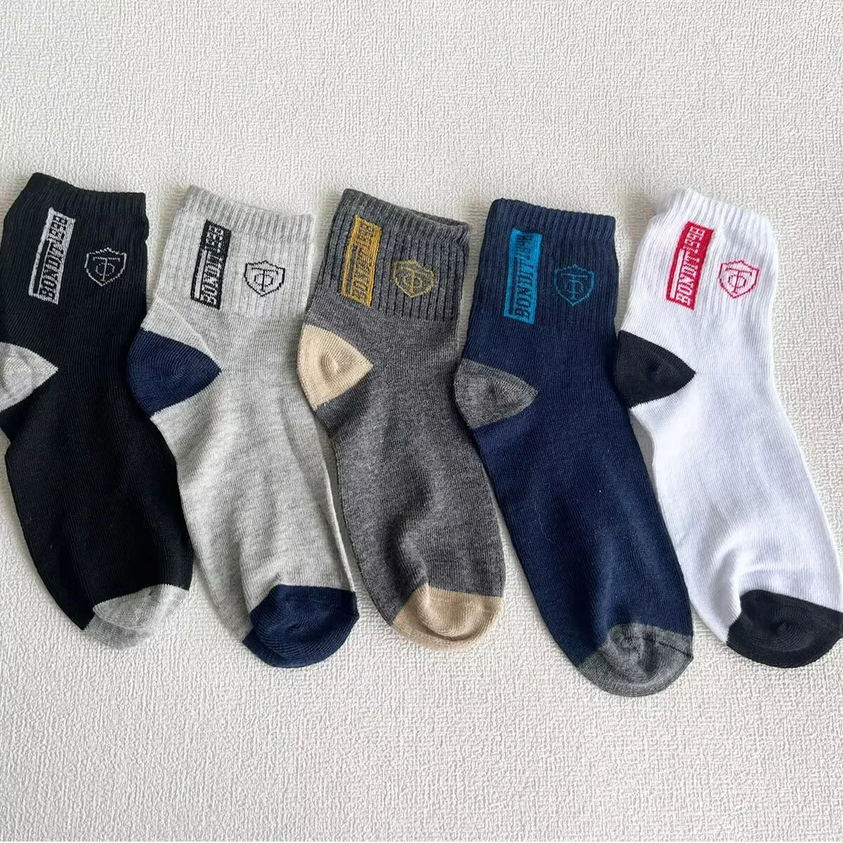 Vintage 5 Pairs Men’s Wool Socks